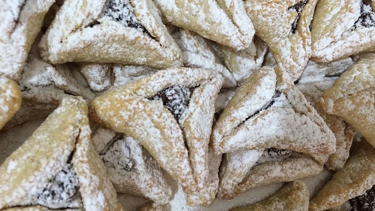 אוזני המן במילוי תמרים | רשת 13