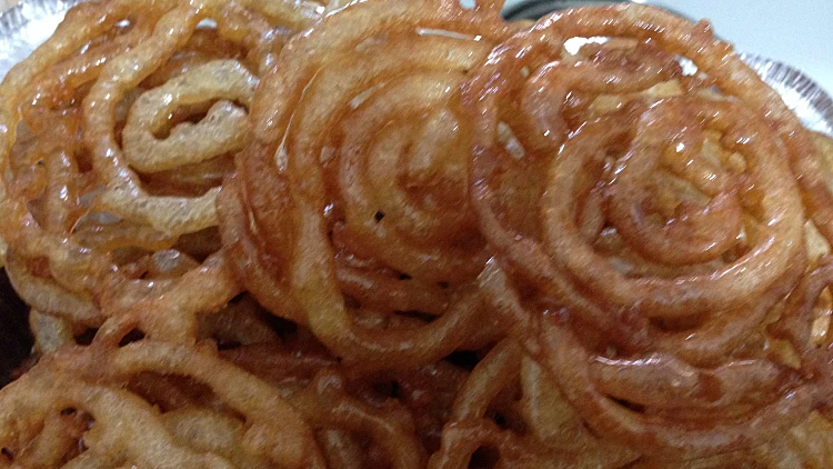 זנגולה בציפוי דבש יאמי | רשת 13