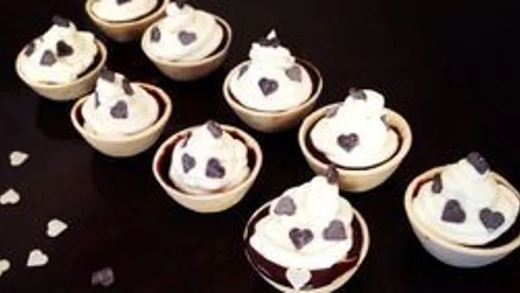 קונכיות במילוי גאנש וקצפת | רשת 13