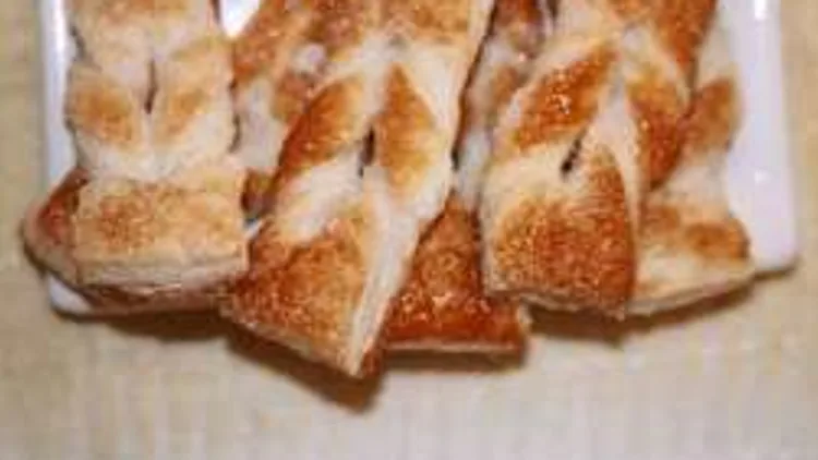 עוגיות בצק עלים מסוכרות | רשת 13