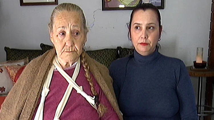 אסתר נחמן קשישה שהותקפה בתל אביב