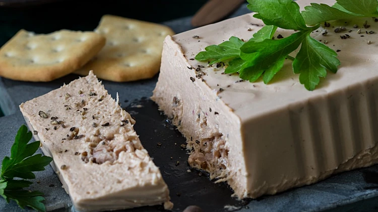 פטה טונה (בסגנון פטה כבד) | רשת 13