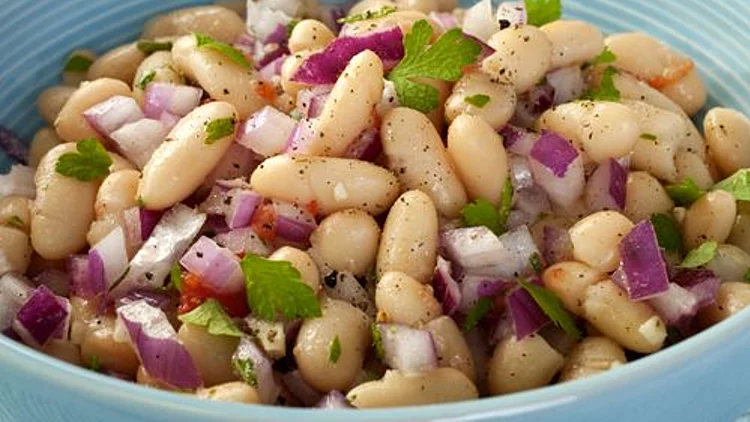 סלט שעועית לבנה