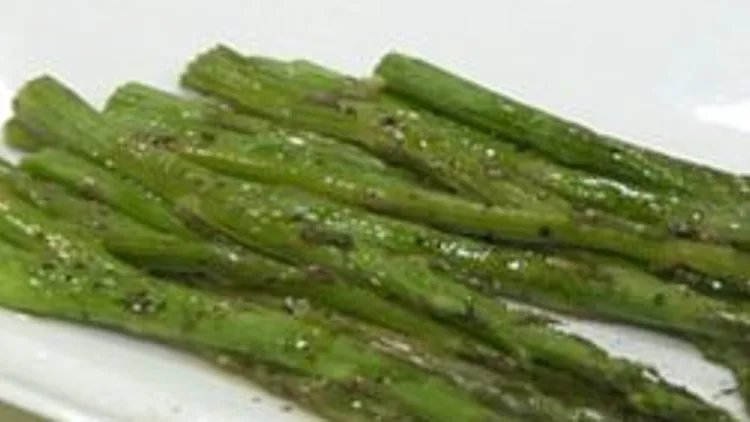 אספרגוס צלוי