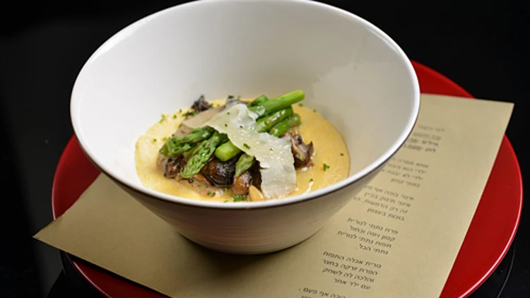 פולנטה עם פטריות ואספרגוס | רשת 13