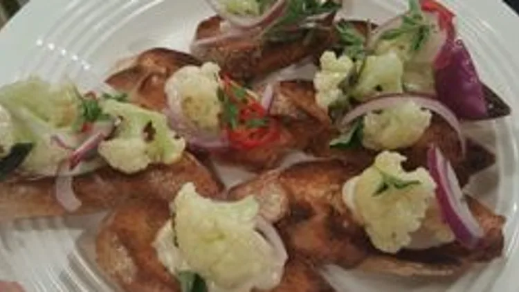 סלט כרובית מטוגנת | רשת 13