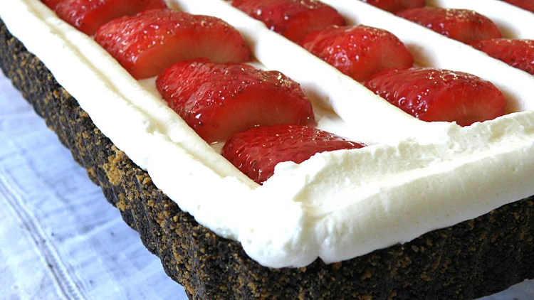 מתכון לפאי תותים וקרם גבינה | רשת 13