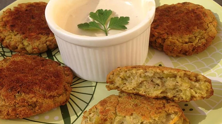 קציצות אפונה טבעוניות