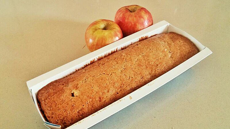עוגת תפוחים טבעונית ועסיסית | רשת 13
