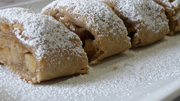 עוגיות מגולגלות במילוי תפוח וקינמון | רשת 13