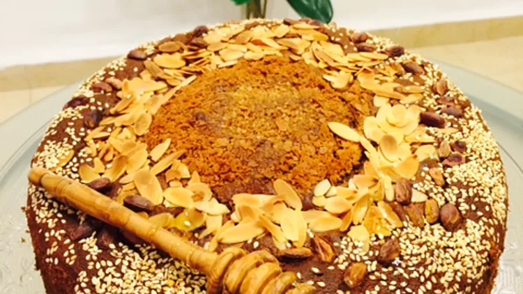 עוגת דבש קלאסית | רשת 13