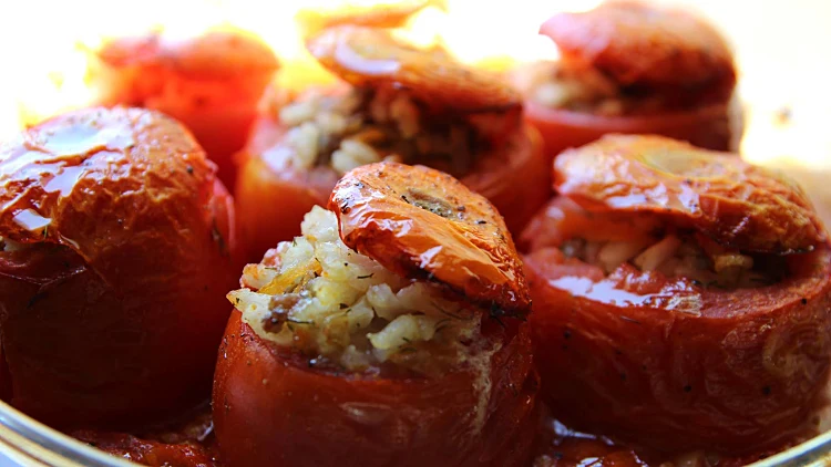 עגבניות ממולאות | רשת 13