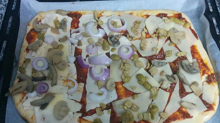 פיצה בייתית | רשת 13