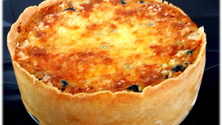 מאפה בצל וכרישה ופלפלים | רשת 13