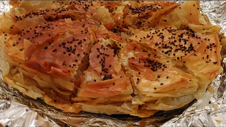 בורקס עגול וגדול- כל אחד יכול! | רשת 13