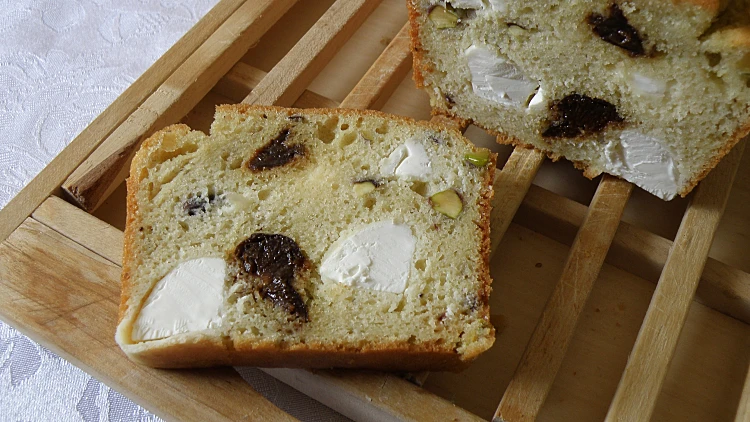 עוגת לחם עם הפתעות | רשת 13