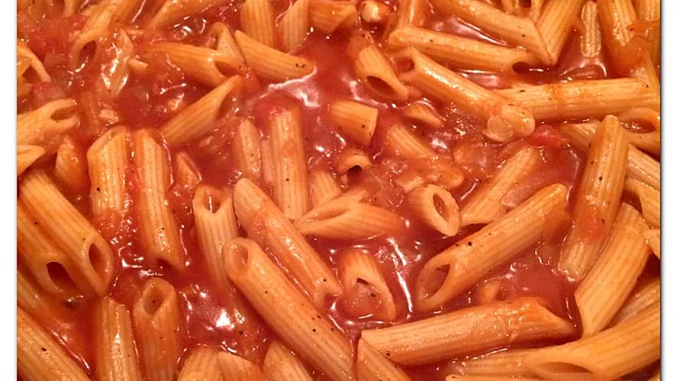 פסטה ברוטב עגבניות | רשת 13