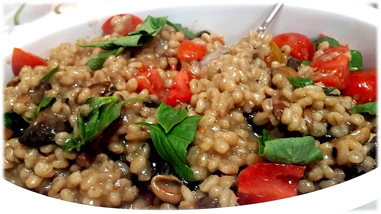 פילאף גריסי פנינה ופטריות | רשת 13