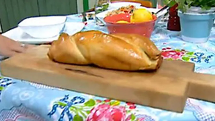 חלה במילוי טפנד ומוצרלה