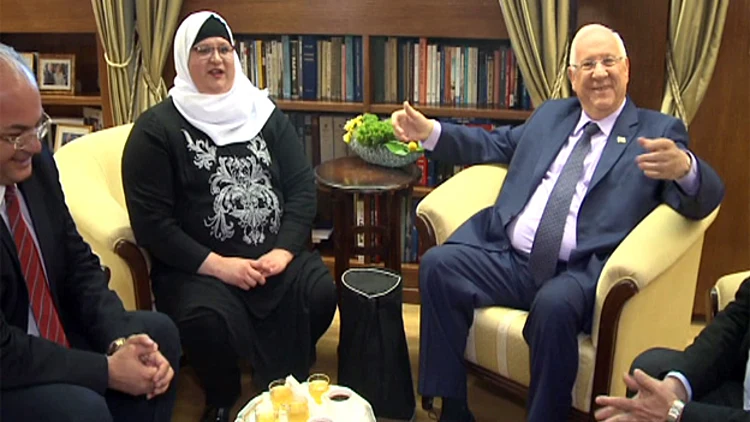 גיהאן גאבר, מורה לעברית