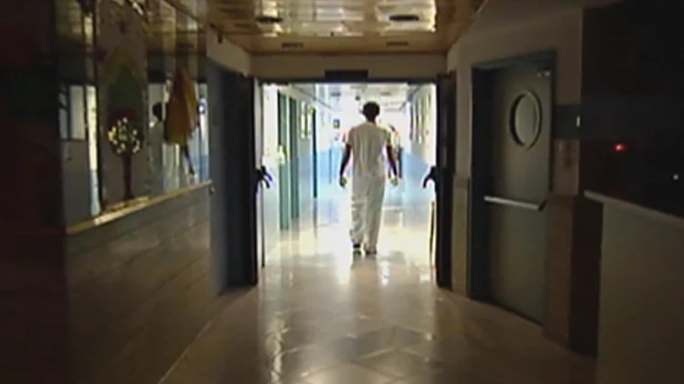 תיעוד מיוחד: ביקור פתע בבתי אבות | חדשות 13