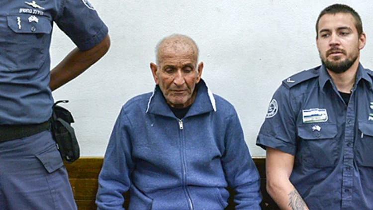 החשוד בהצתת האחות למוות ייבדק: "קילל לפני שבועיים" | חדשות 13