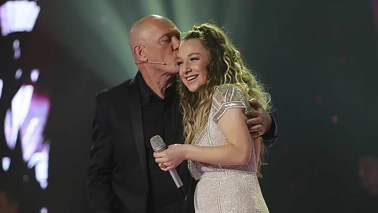 שלומי שבת על ספיר סבן: "אני הרבה יותר מגאה, אני מאושר"