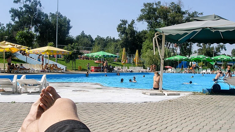 עונה 1, פרק 62: יעד תיירותי חדש וזול בטירוף