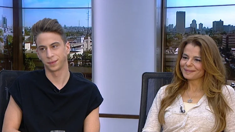 עונה 1, פרק 46: רינת גבאי וטום באום ב"סינדרלה"