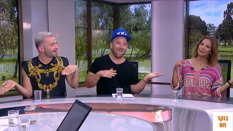 עונה 1, פרק 4: המופע החדש של שרון חזיז