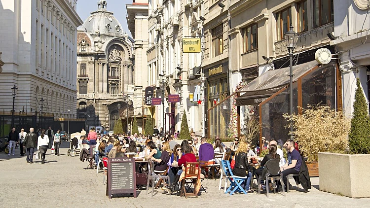 בוקרשט ב-80 דולר: הדילים הכי זולים שמצאנו | רשת 13