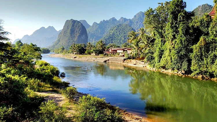 מסתורי ועוצר נשימה: מסע בנהר שלא נגמר