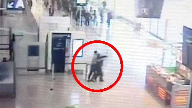 התיעוד: ניסה לחטוף נשק – וחוסל | חדשות 13