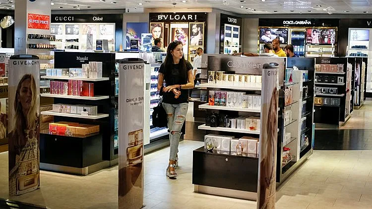 דיוטי פרי חדש בנמל התעופה בחיפה