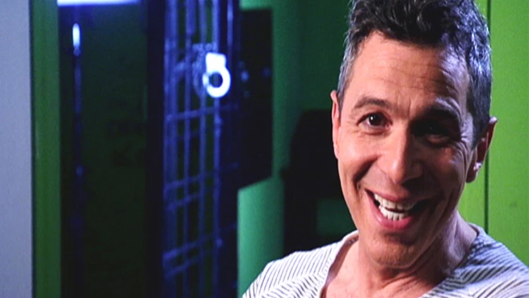 פרודיה ללא גבולות: "השוטר הטוב" חוזרת למסך | חדשות 13