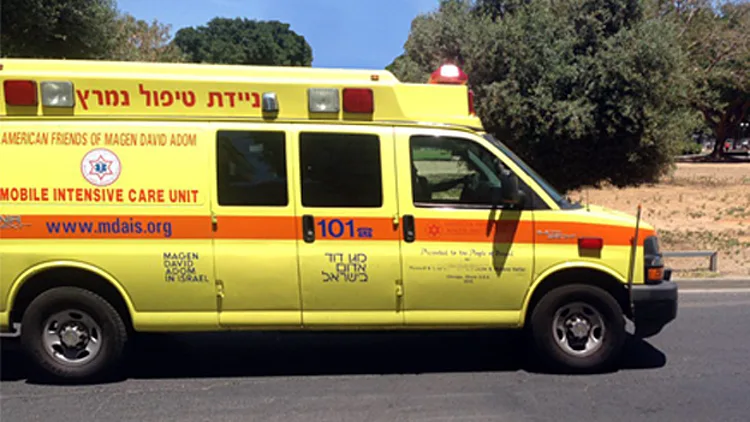 בית שמש: בן 10 נחנק במעלית, מצבו אנוש | חדשות 13