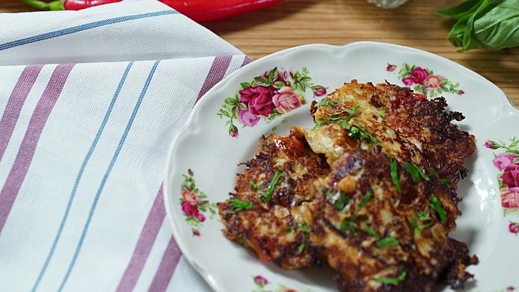 מצה בריי עם עגבניות ומוצרלה