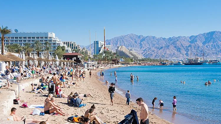 החלטת ראש העיר: חופשה באילת לעשירים בלבד? | חדשות 13
