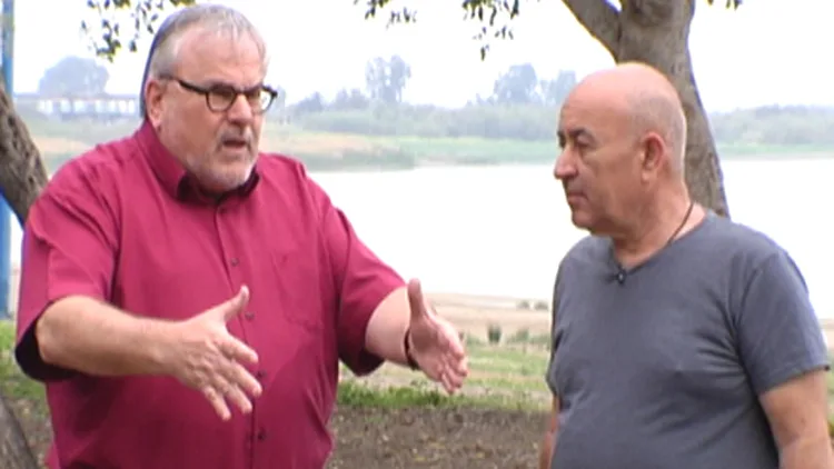 מנחם הורוביץ בודק חבילות נופש