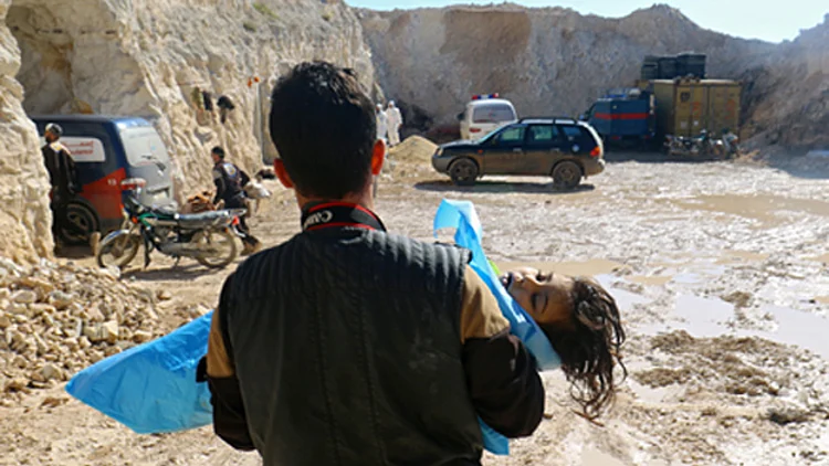 הטבח הכימי בסוריה: נבחנת הבאת ילדים שנפגעו לטיפול בארץ | חדשות 13