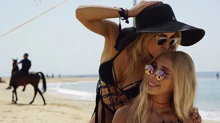 ביתה של גלית לוי גונבת את ההצגה בקמפיין סקסי של השתיים | רשת 13