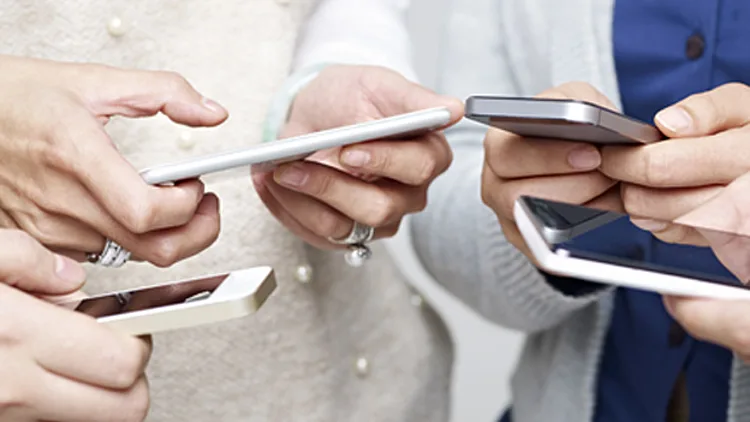 סמארטפון, התמכרות, פלאפון, טלפון