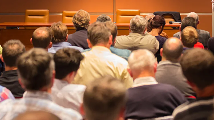 כנס גינקולוגיה הוגבל לגברים בלבד: אירוע לרפואת נשים – ללא נשים | חדשות 13