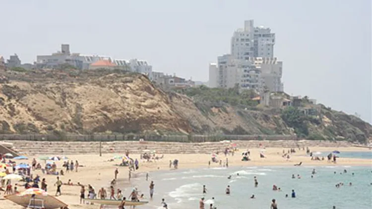 מזג האוויר: שרב בכל חלקי הארץ | חדשות 13