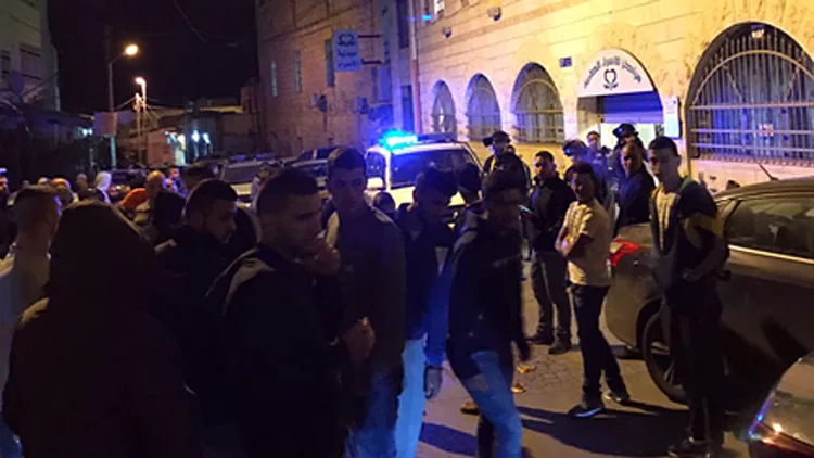 מזרח ירושלים: 2 יהודים הותקפו בצור באהר וחולצו | חדשות 13