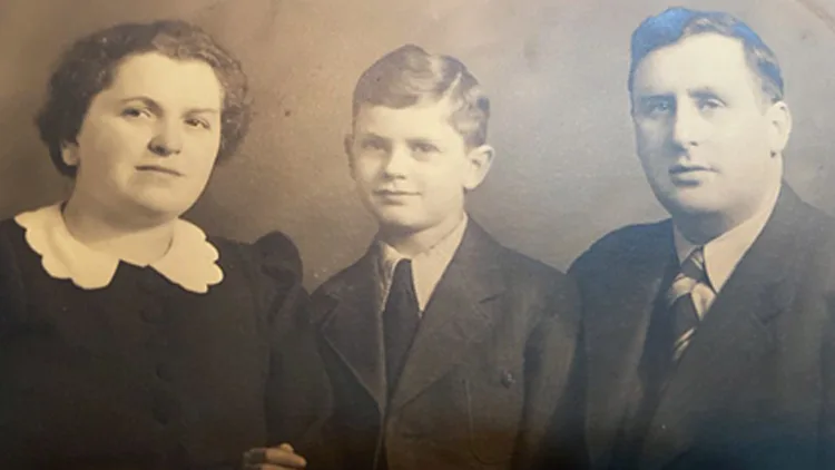 איימי עם בעלה סמואל ובנה דני