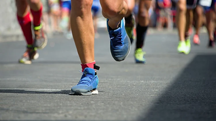 ריצה, מרתון, רצים, רץ, ספורט. אילוסטרציה