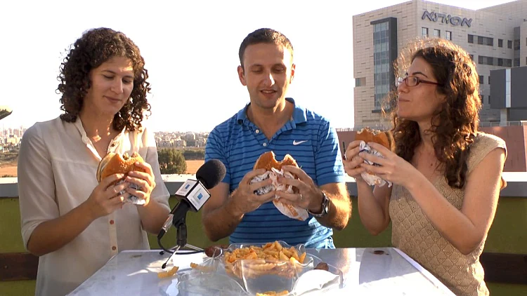 מושיק רוט נגד בורגר קינג ובורגר ראנץ'