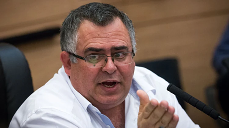 יו"ר הקואליציה ביטן הותקף: "בושה לליכוד" | חדשות 13