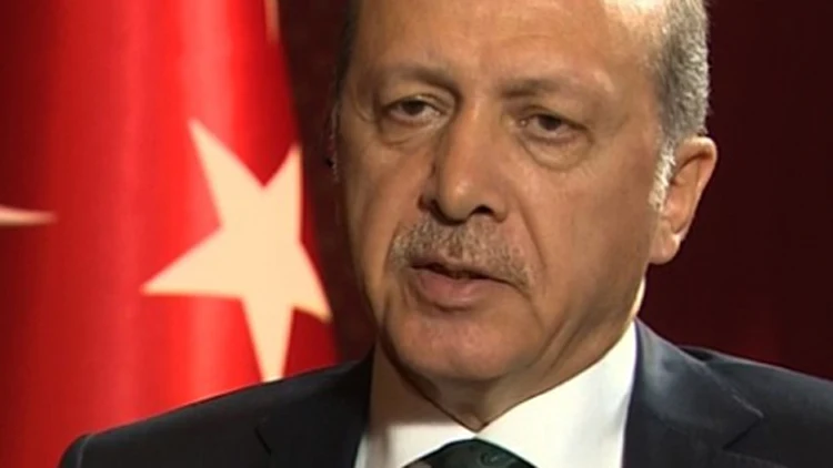 ארדואן מהדק את שליטתו: טורקיה חסמה את הגישה ל"ויקיפדיה" | חדשות 13